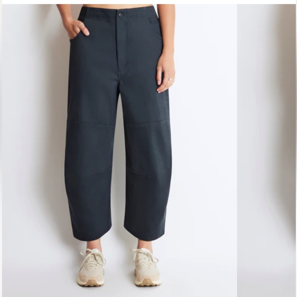 Roucha Women's Black Wide-Leg Barrel cut Pants